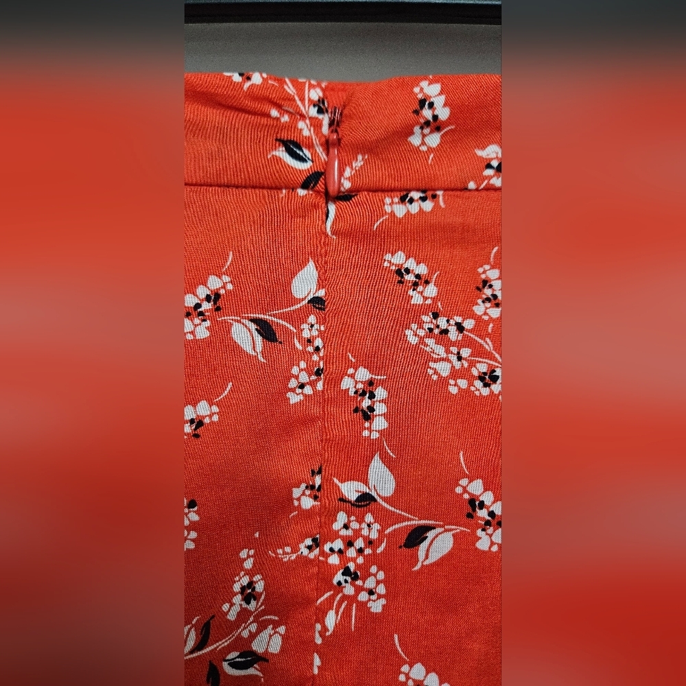 Ann Taylor Petite 2P Red/Orange Floral A-Line Midi Skirt - Picture 3 of 5